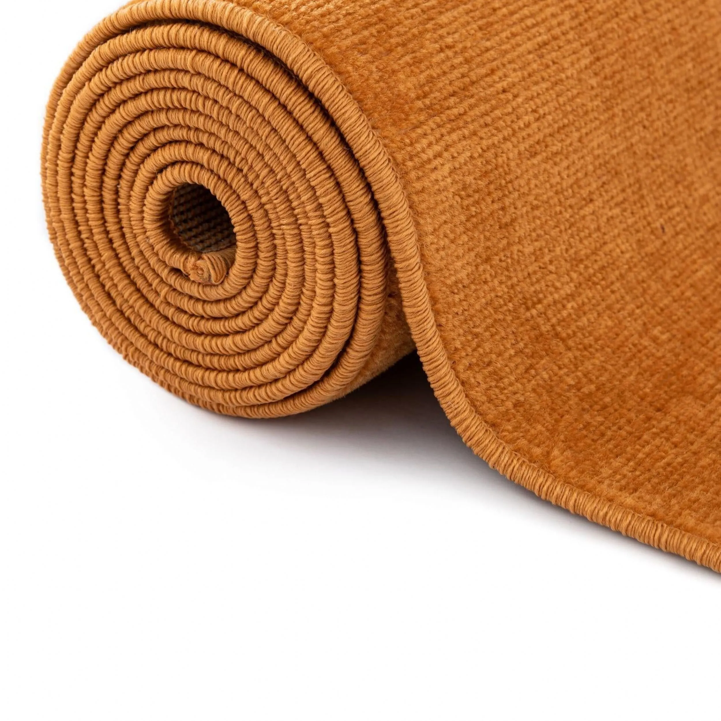 Traditional Yhogarc Collection Area Rug