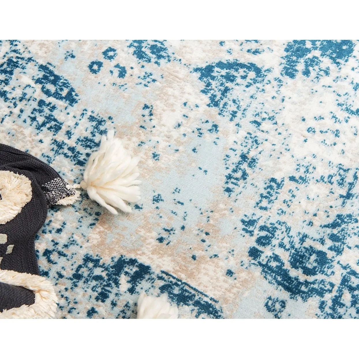 Transitional Fredo Collection Area Rug