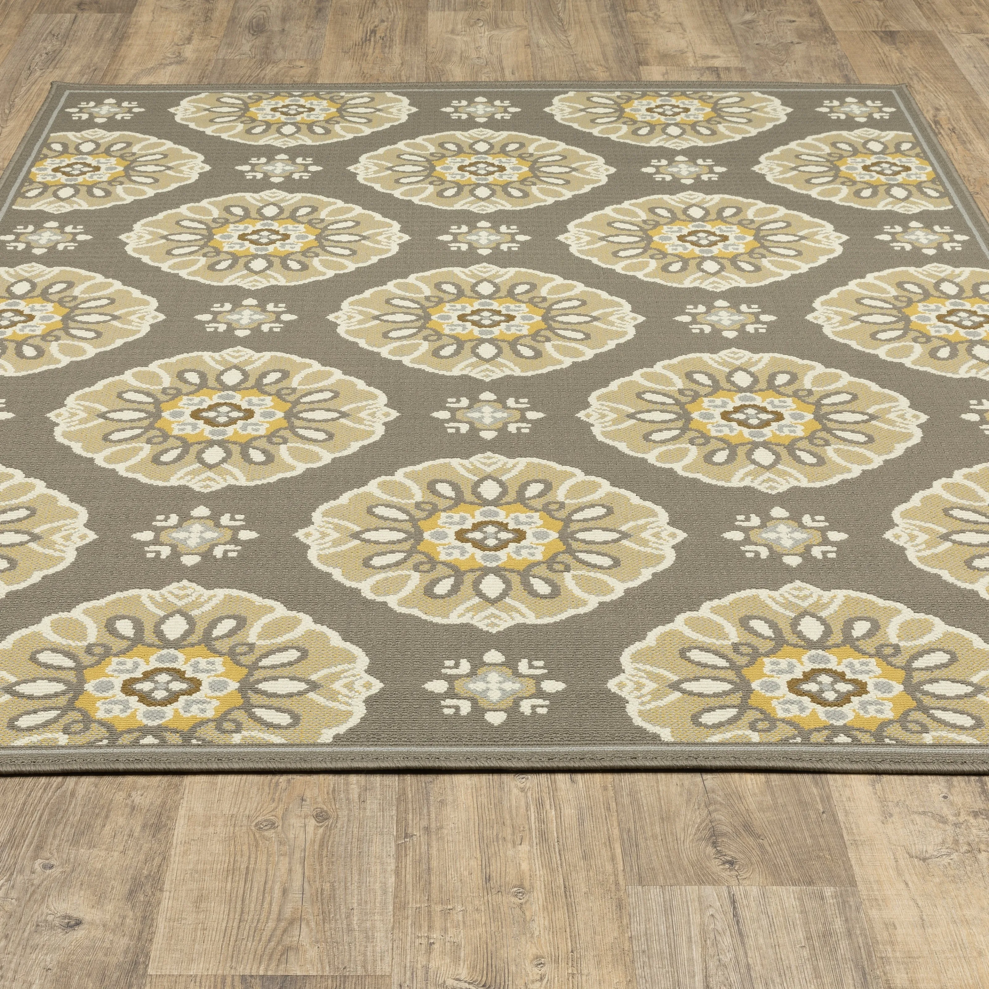 Vista Home Bar Harbour Grey/ Gold Floral Indoor/ Outdoor Area Rug