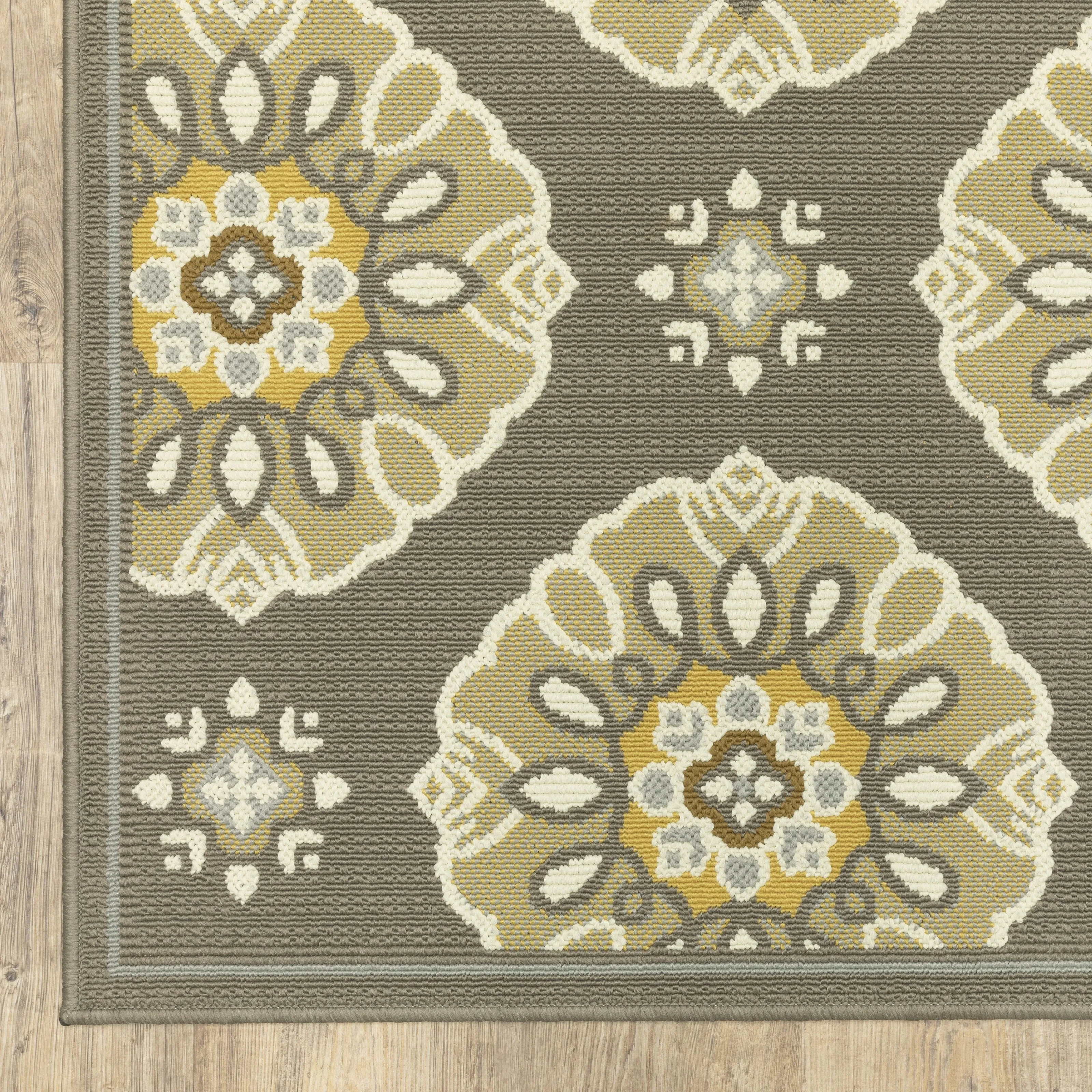Vista Home Bar Harbour Grey/ Gold Floral Indoor/ Outdoor Area Rug