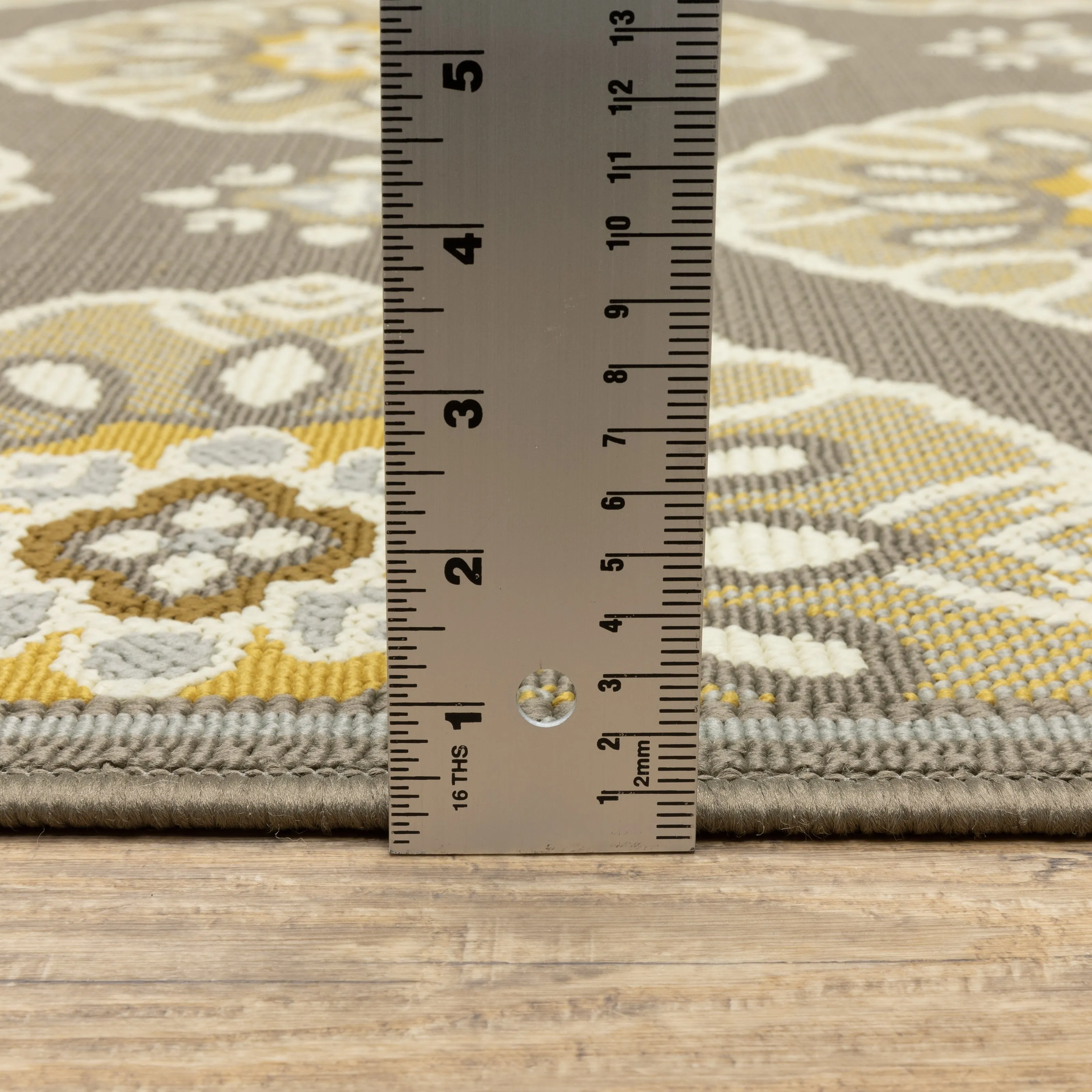 Vista Home Bar Harbour Grey/ Gold Floral Indoor/ Outdoor Area Rug