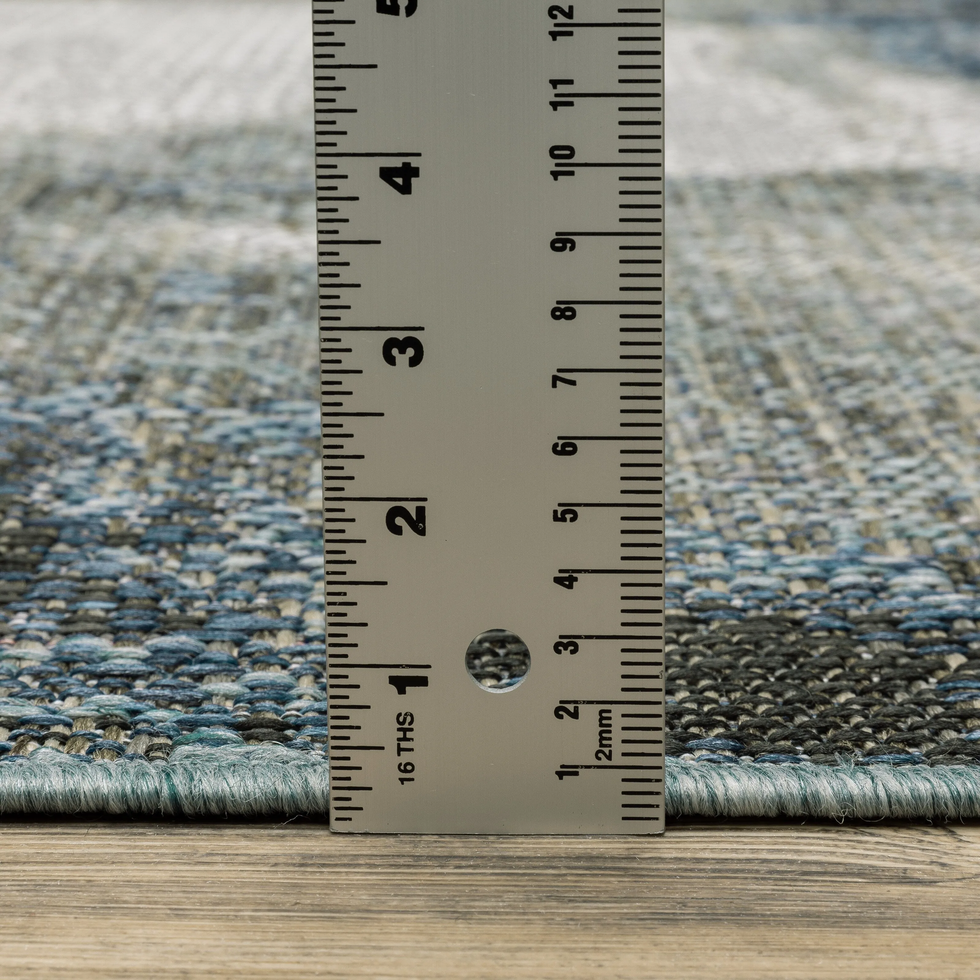 Vista Home Calla Contemporary Abstract Grey/ Blue Indoor/Outdoor Area Rug