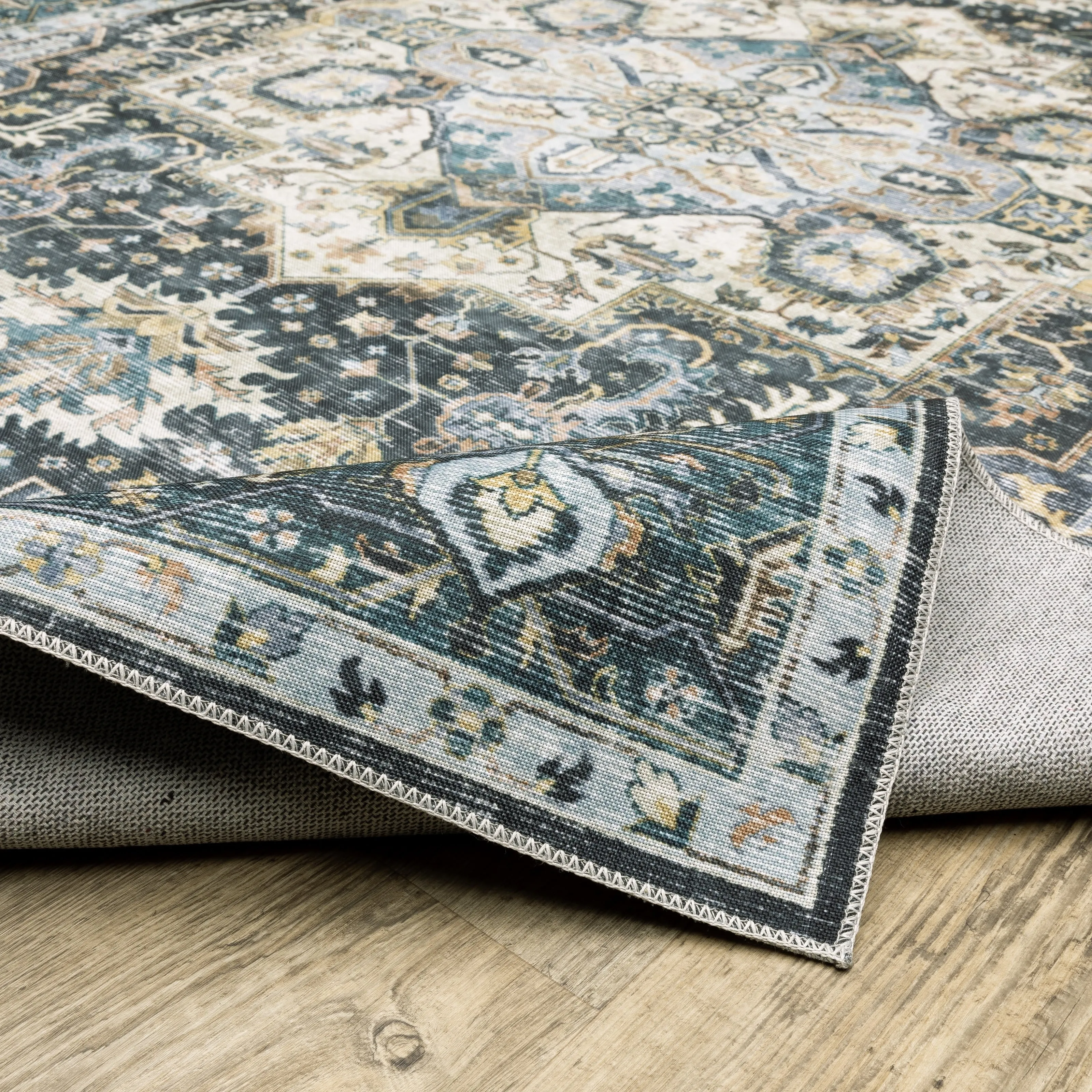 Vista Home Clarissa Washable Center Medallion Indoor Area Rug