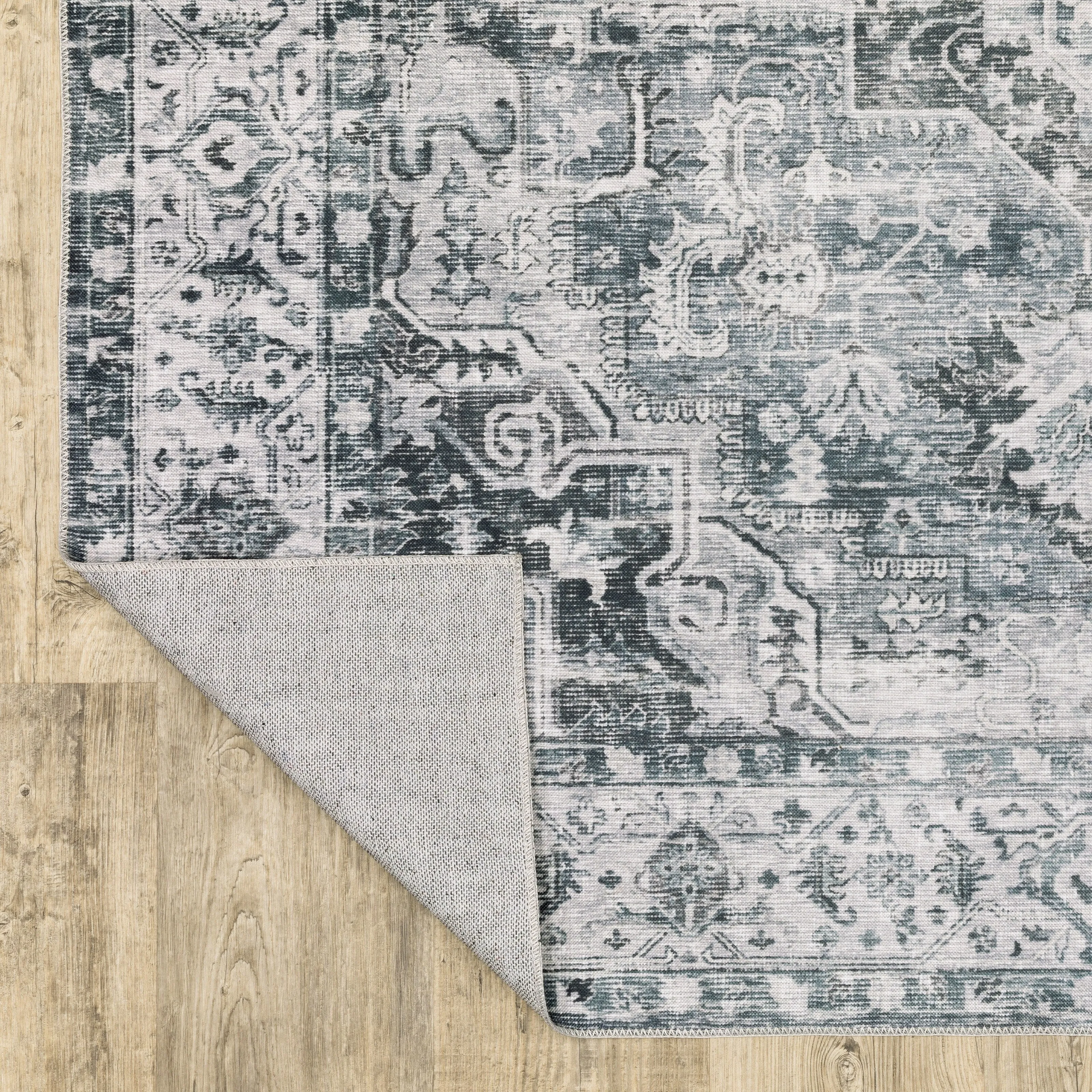 Vista Home Clarissa Washable Center Medallion Indoor Area Rug