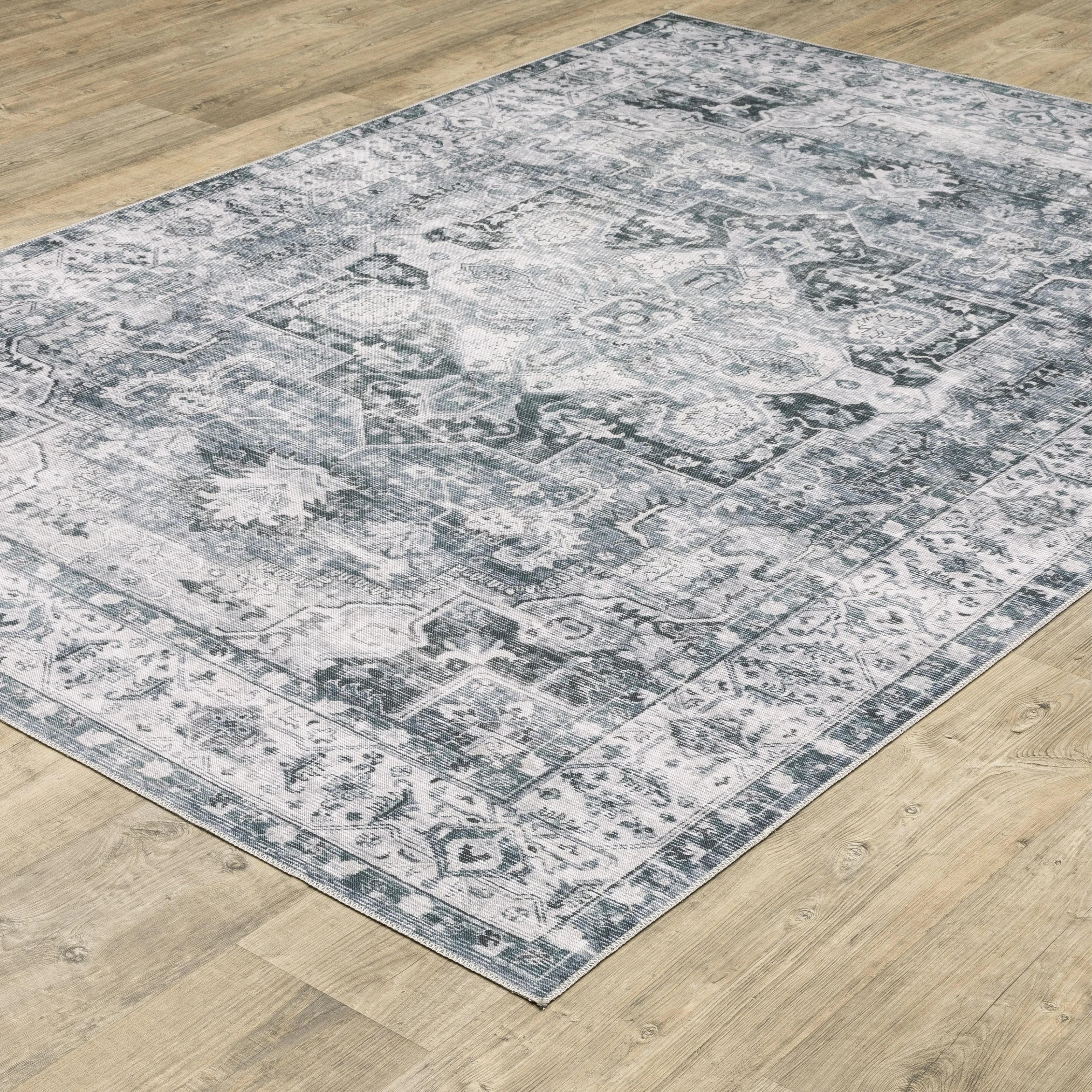 Vista Home Clarissa Washable Center Medallion Indoor Area Rug