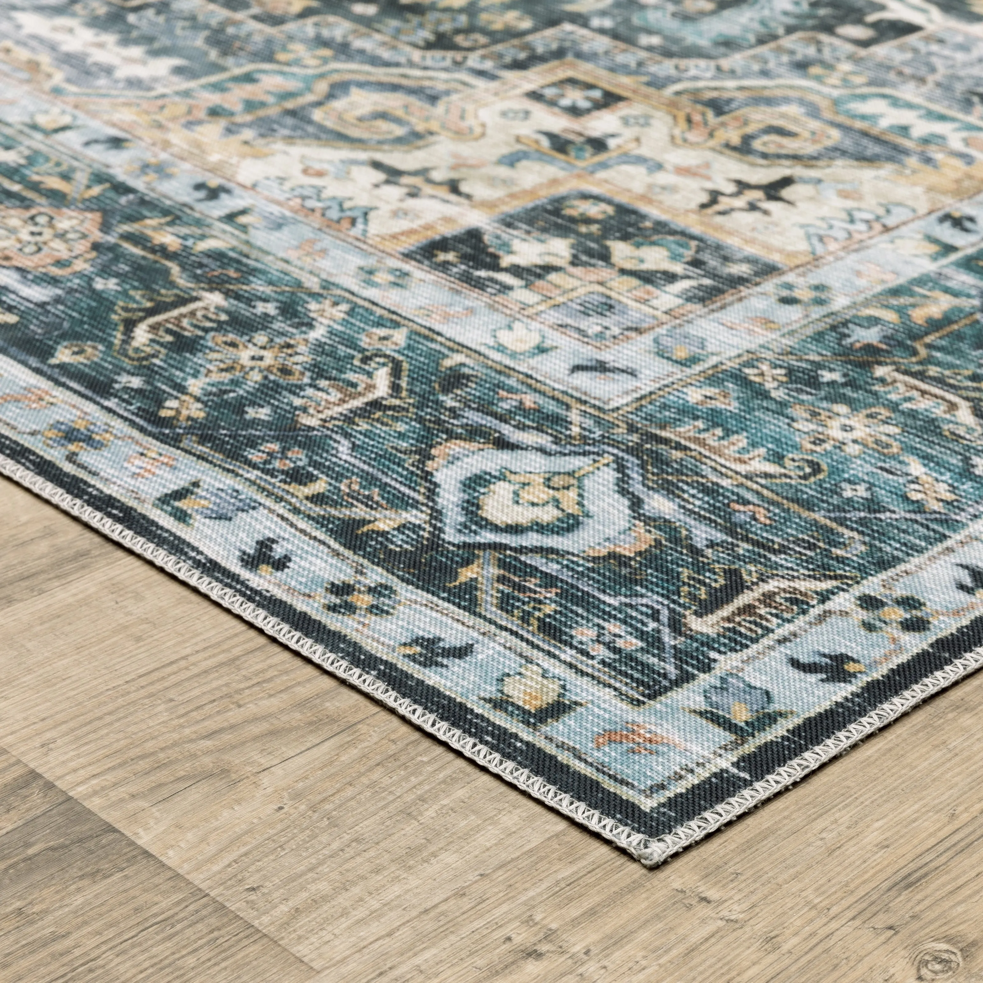 Vista Home Clarissa Washable Center Medallion Indoor Area Rug