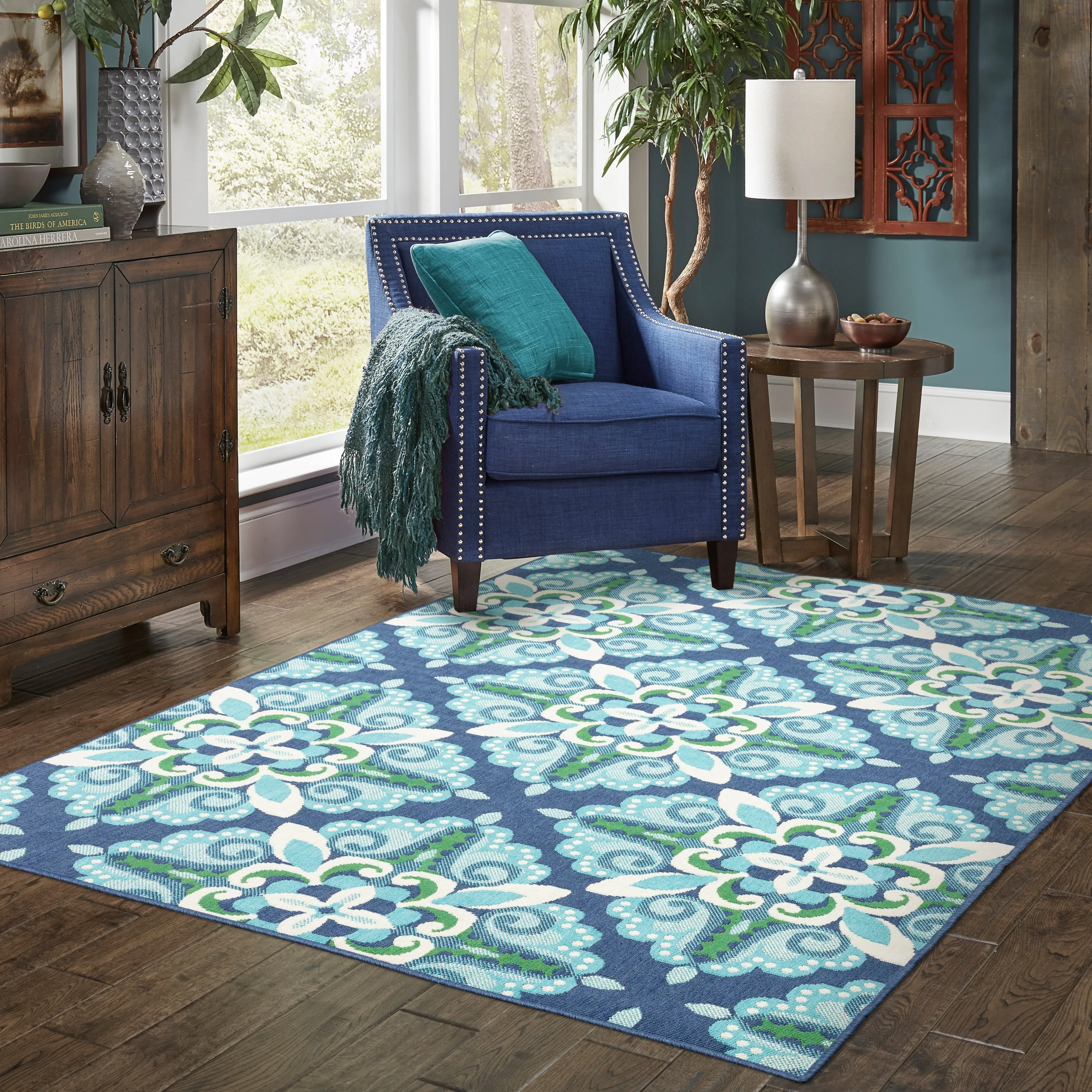 Vista Home Mackinac Medallion Blue/ Green Indoor-Outdoor Area Rug.