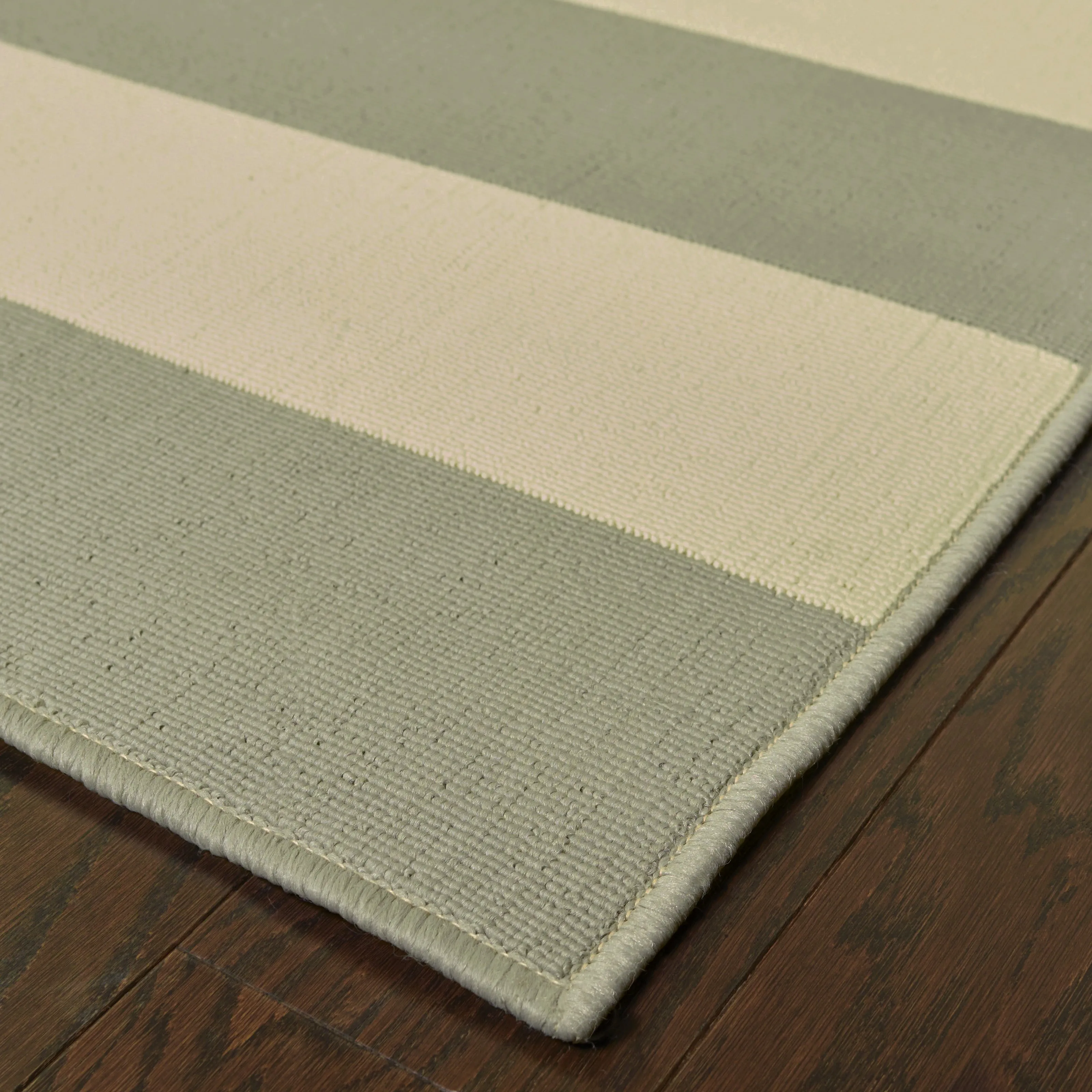 Vista Home Sonderso Indoor/ Outdoor Stripe Area Rug