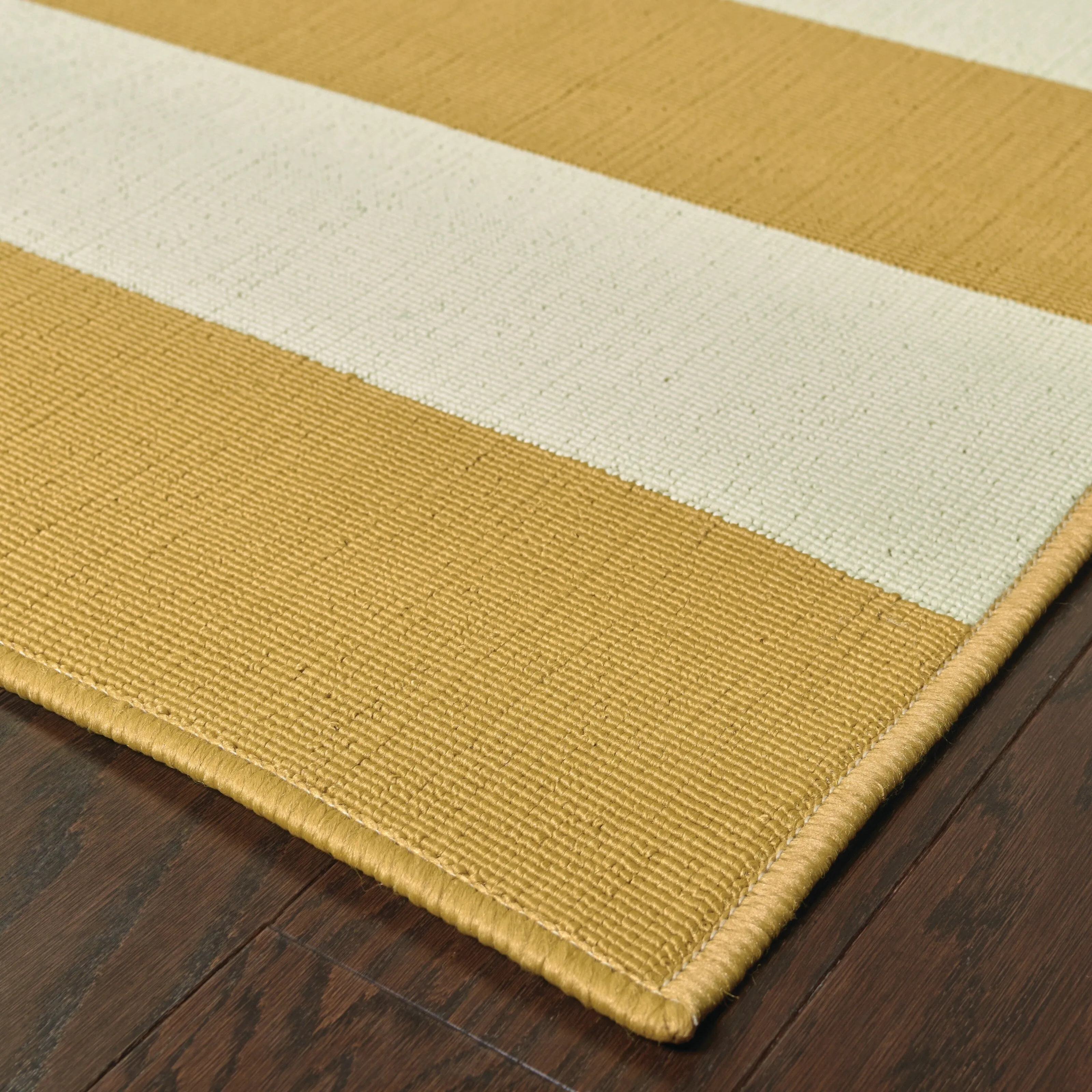 Vista Home Sonderso Indoor/ Outdoor Stripe Area Rug