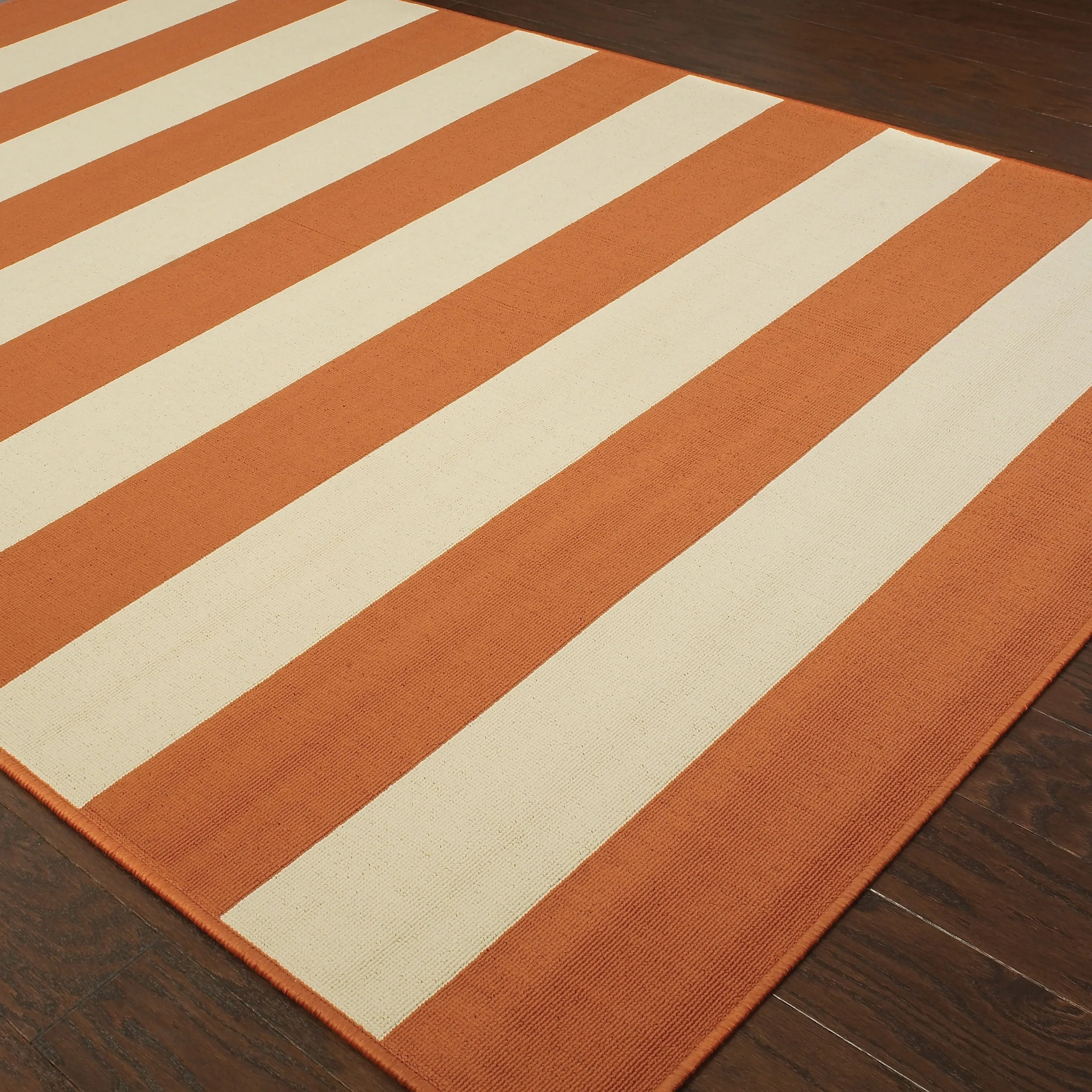 Vista Home Sonderso Indoor/ Outdoor Stripe Area Rug