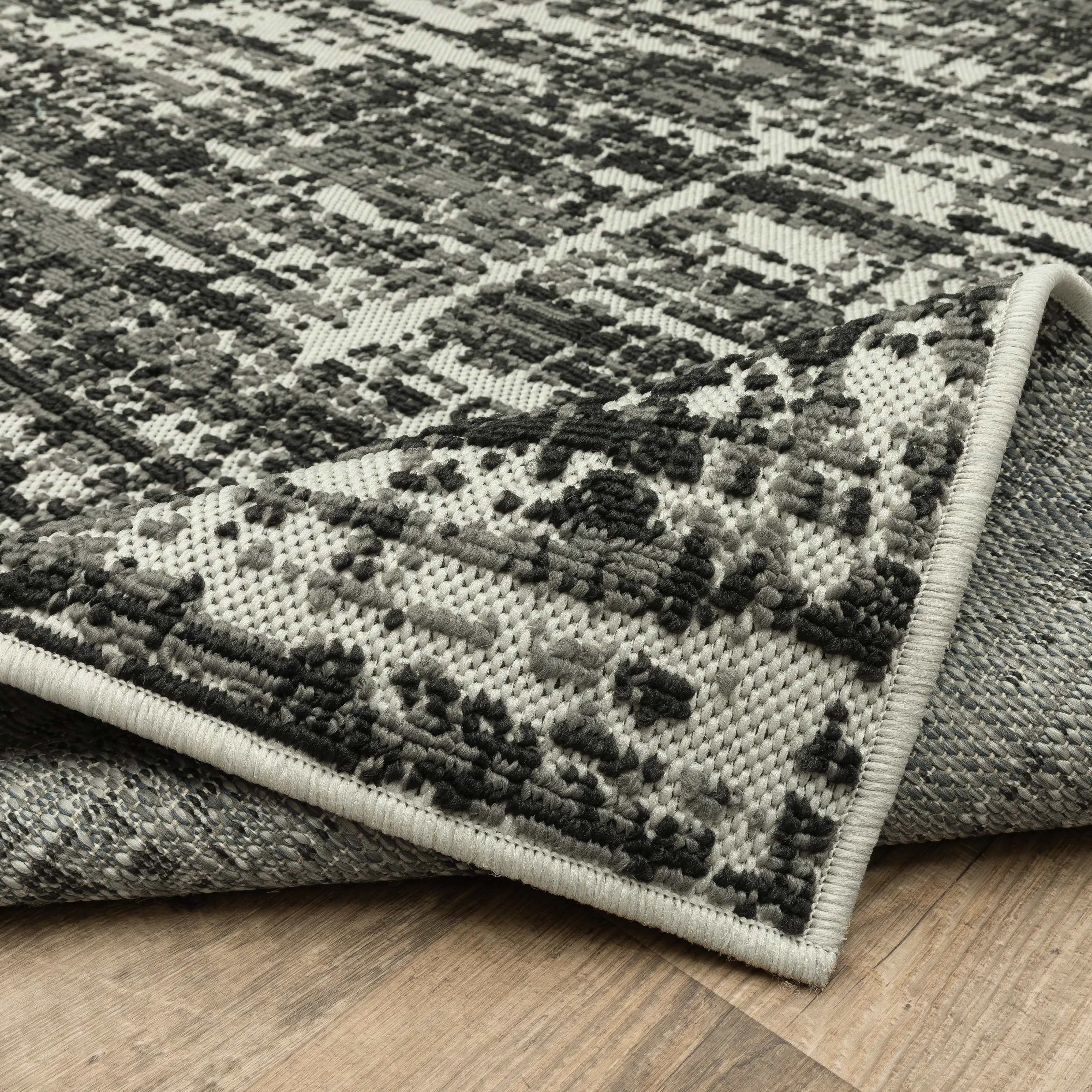 Vista Home Talcot Distressed Abstract Black Indoor-Outdoor Area Rug