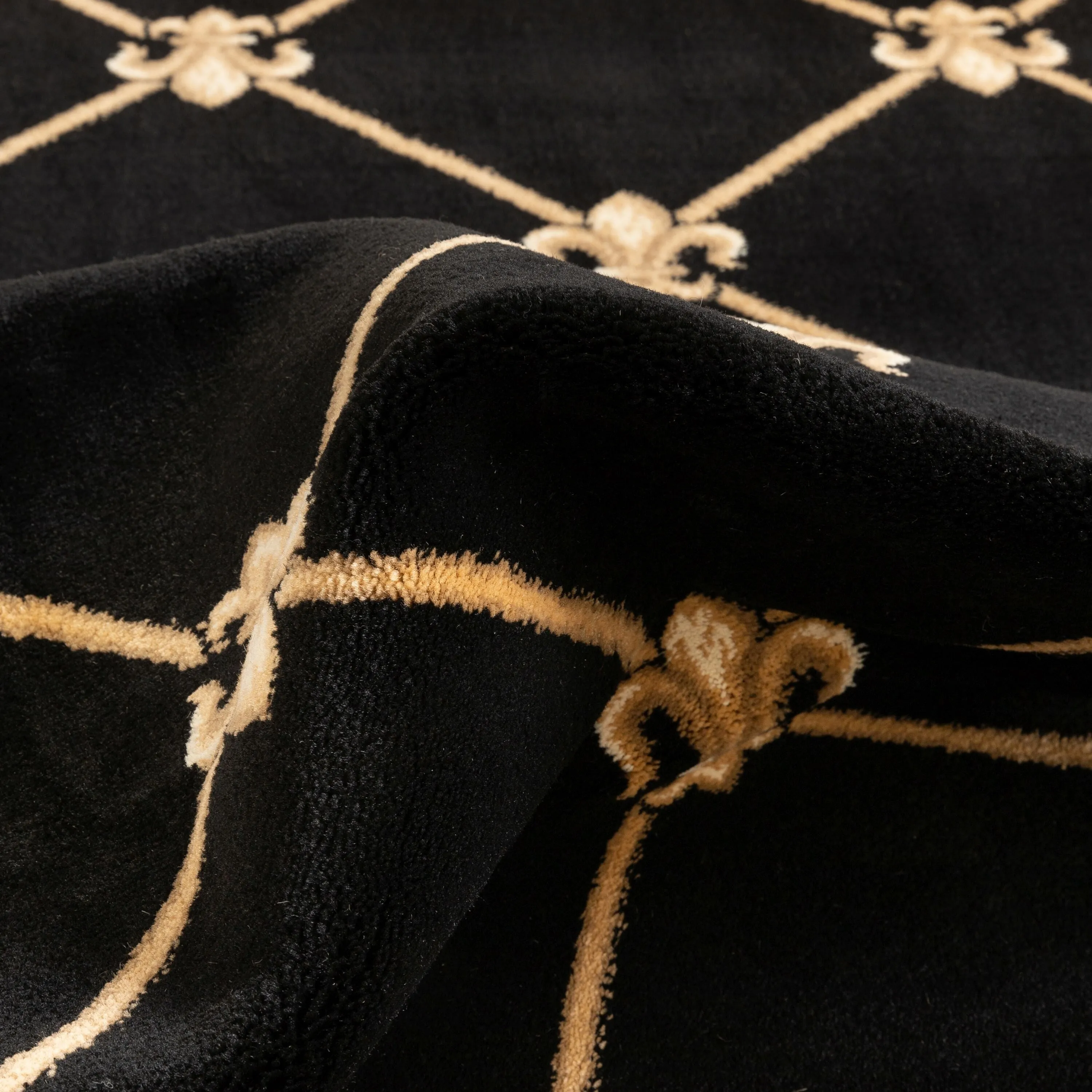 Well Woven Agra Royal Trellis Oversized Runner Rug