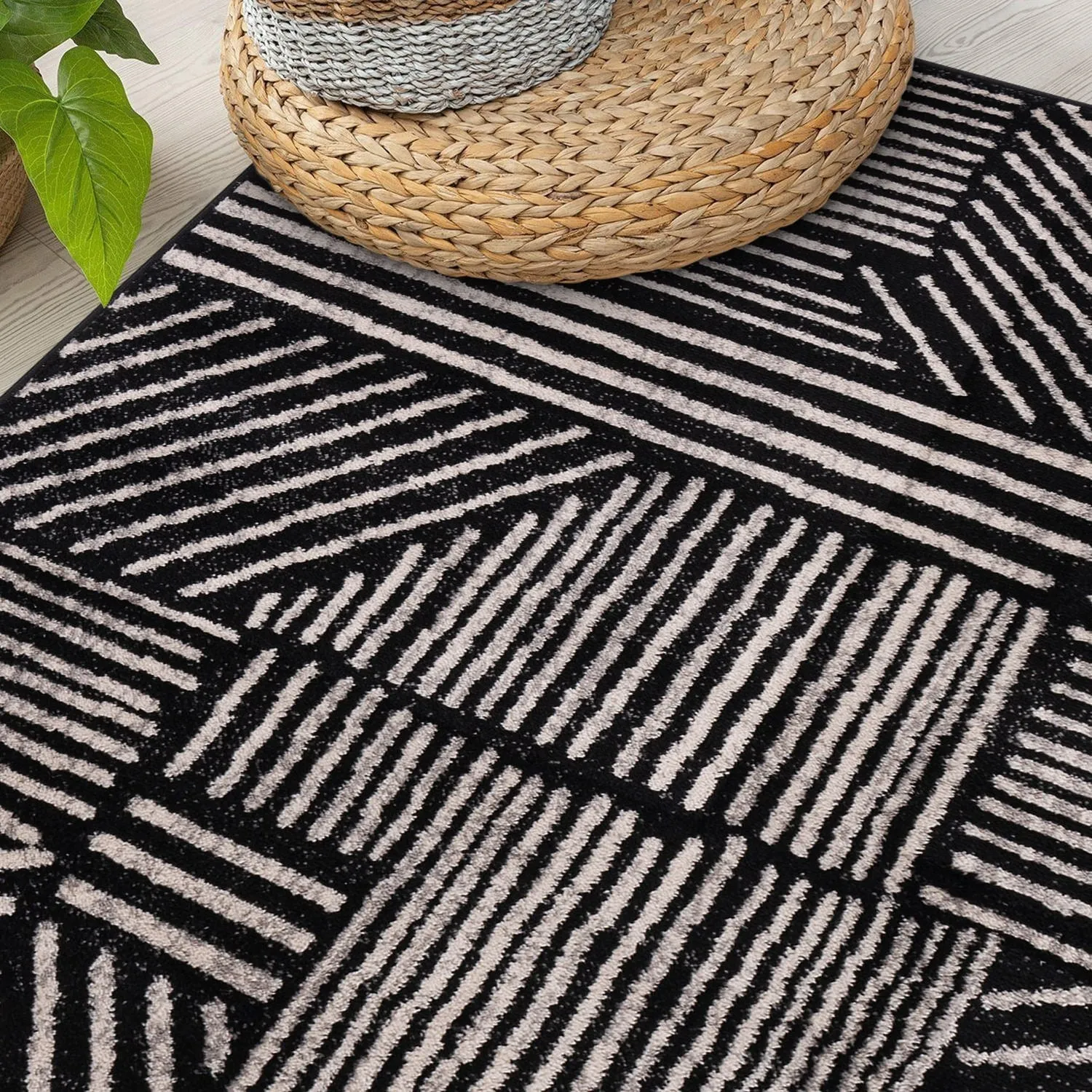 World Rug Gallery Contemporary Boho Stripes Black Area Rug