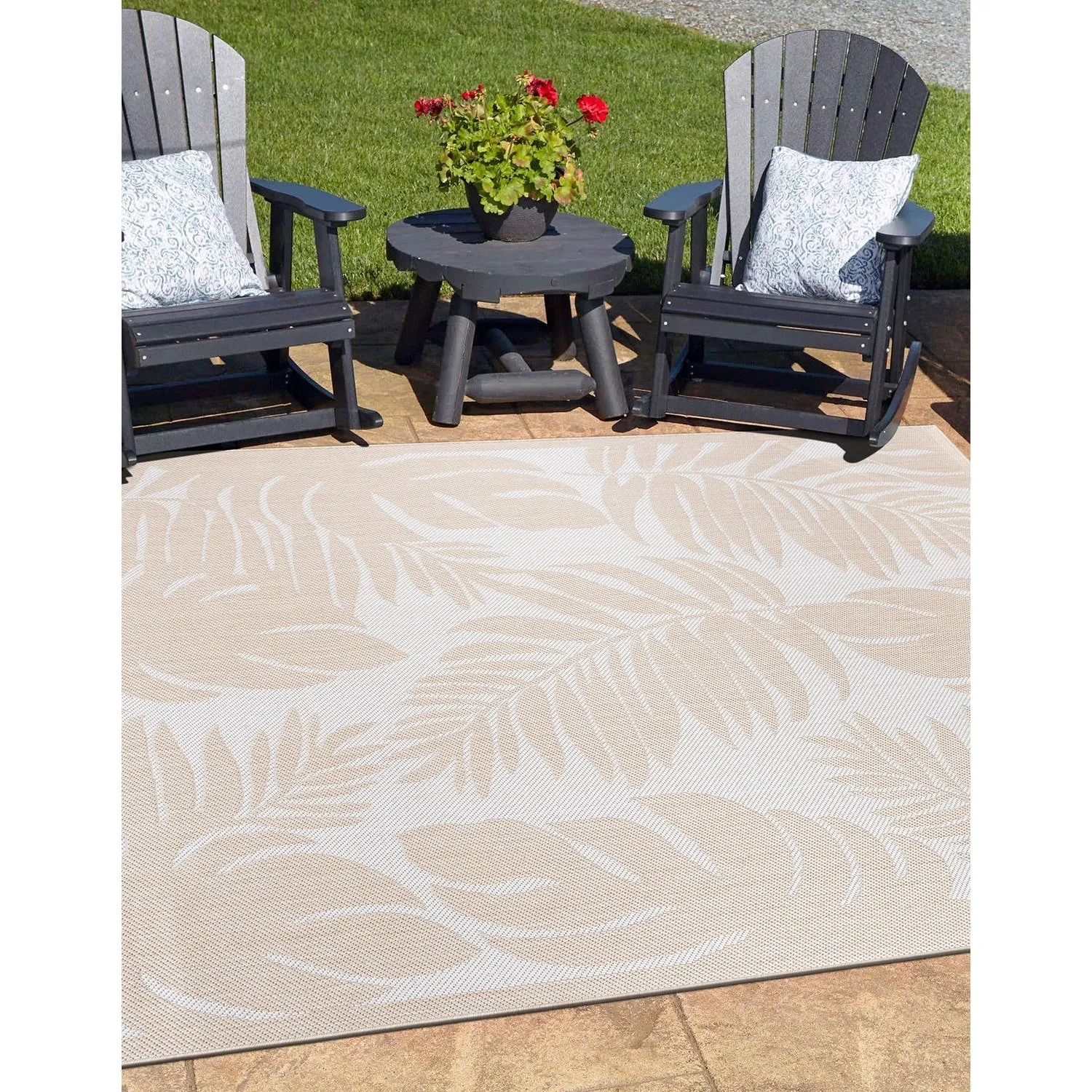 World Rug Gallery Floral Leaves Textured Flat Weave Indoor/Outdoor Area Rug