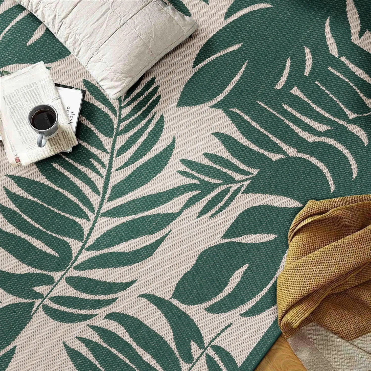 World Rug Gallery Floral Leaves Textured Flat Weave Indoor/Outdoor Area Rug
