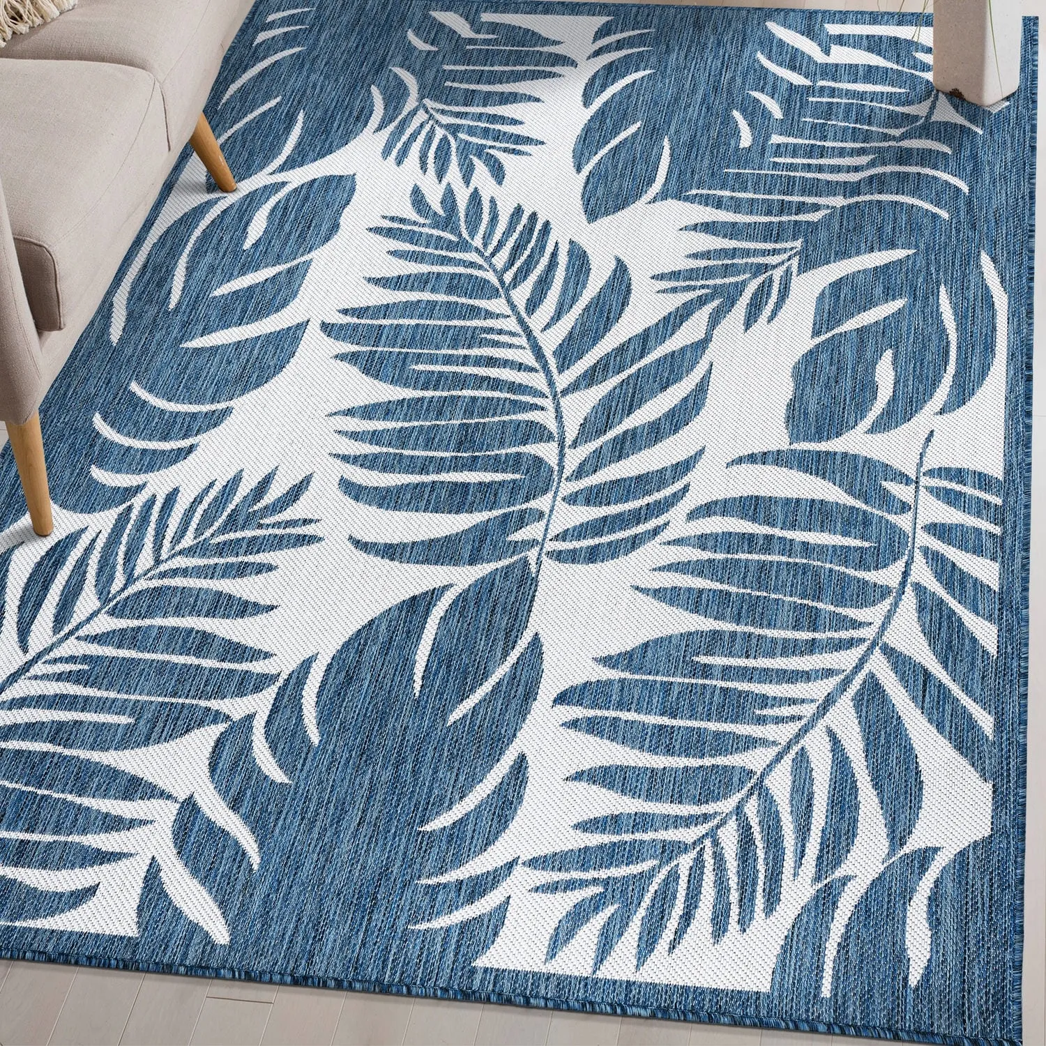 World Rug Gallery Floral Leaves Textured Flat Weave Indoor/Outdoor Area Rug