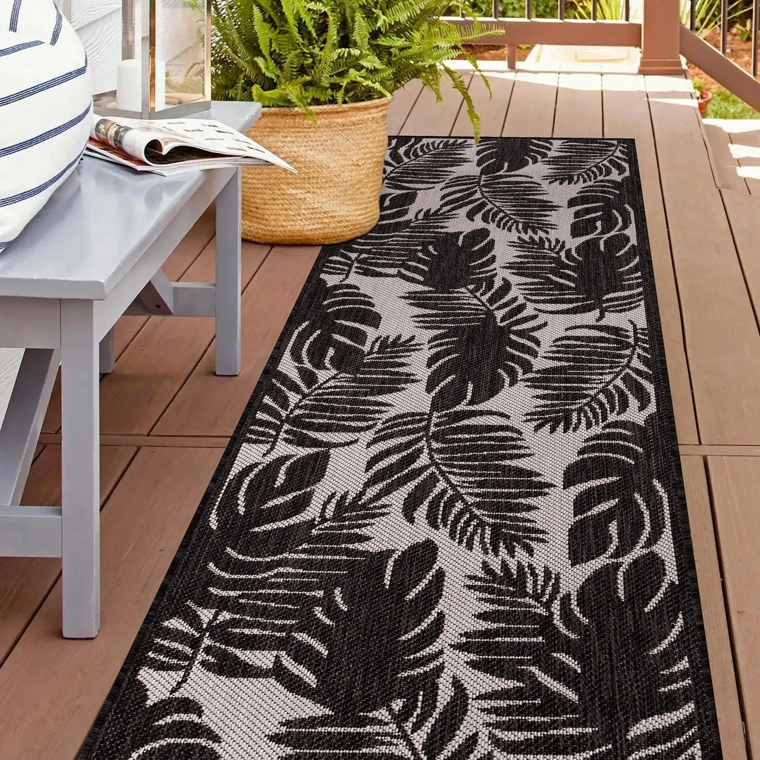World Rug Gallery Floral Leaves Textured Flat Weave Indoor/Outdoor Area Rug