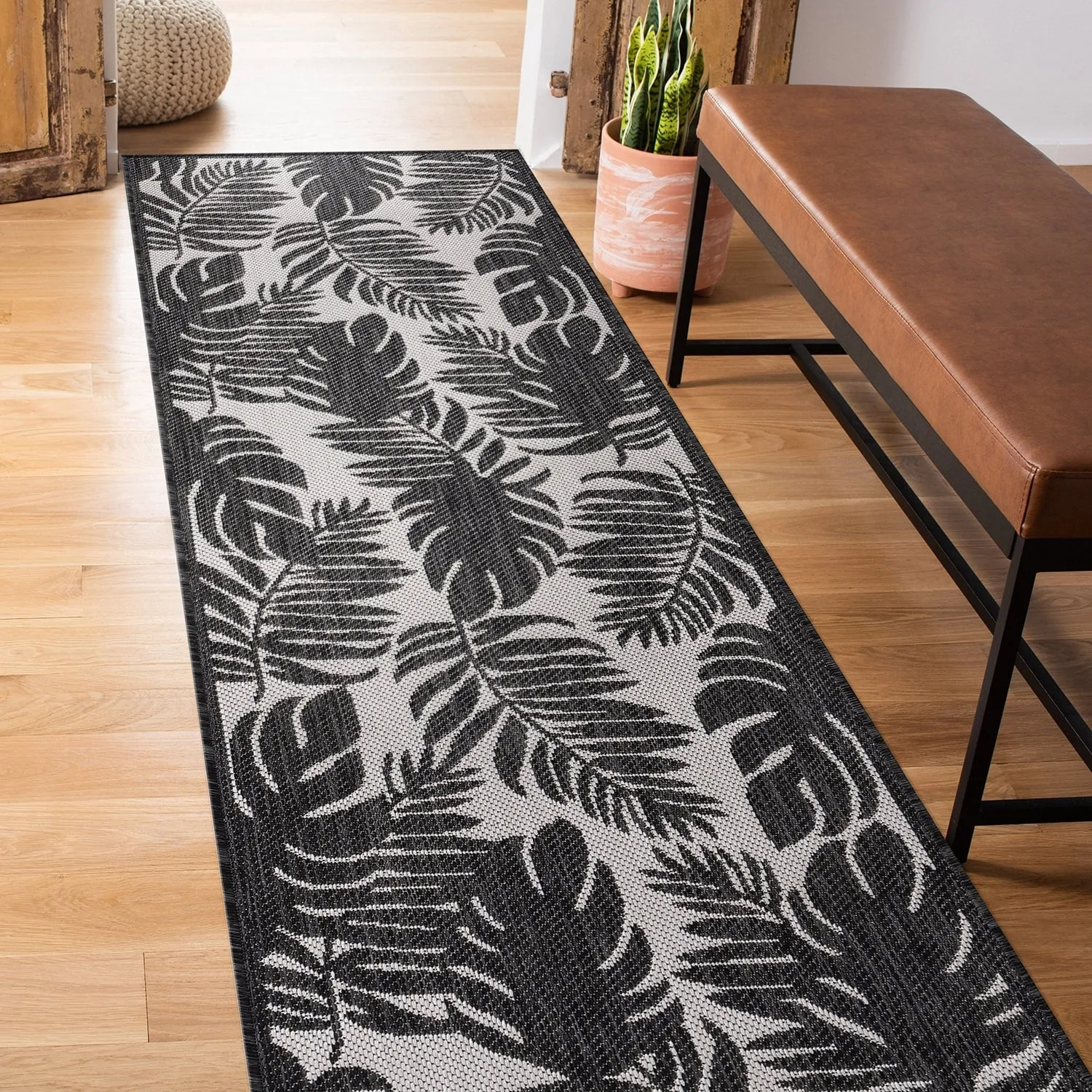 World Rug Gallery Floral Leaves Textured Flat Weave Indoor/Outdoor Area Rug