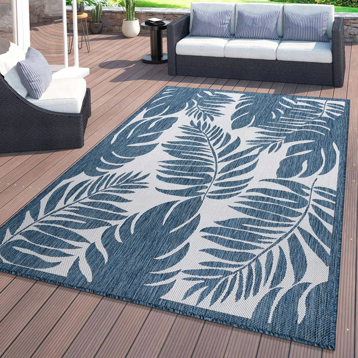 World Rug Gallery Floral Leaves Textured Flat Weave Indoor/Outdoor Area Rug